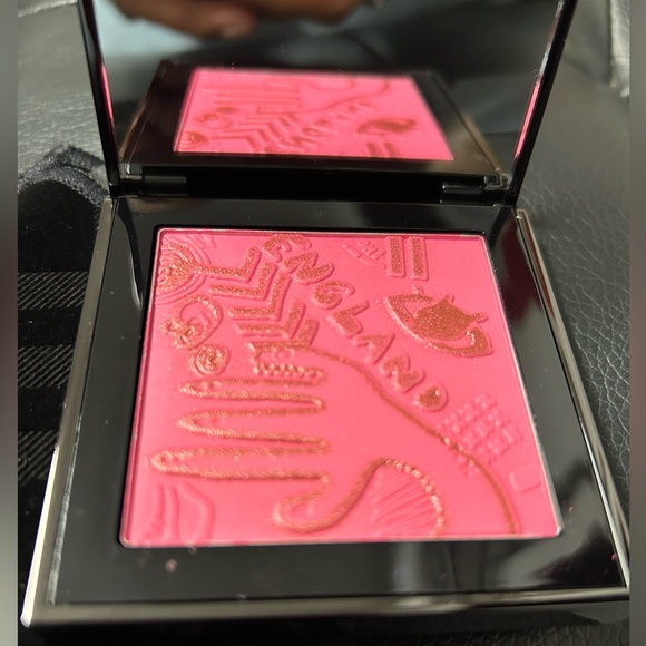 ***KEPT***Burberry Blush - Picture 2 of 7